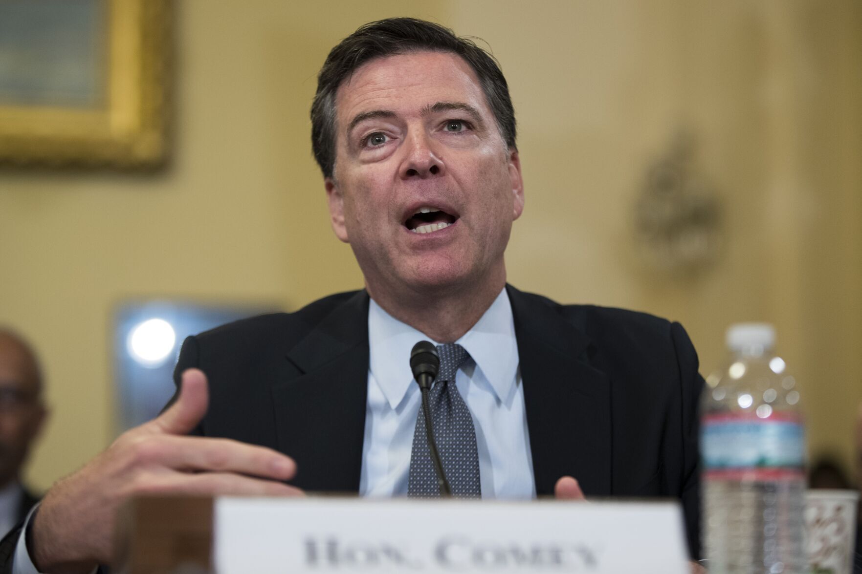 2016: The FBI